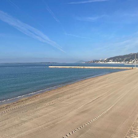Grand Studio 7 Minutes De La Plage Et Climatise Sur Juan Les Pins อองทีบส์ ภายนอก รูปภาพ